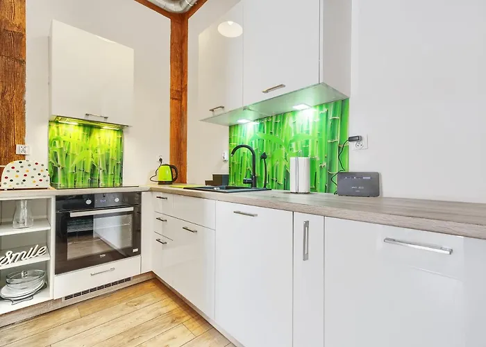 Happiness Holidays - Old Town Apartment